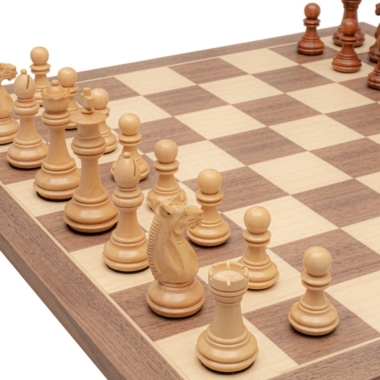 Juego de ajedrez Trapani - Tablero de ajedrez de arce y nogal y piezas de acacia y boj