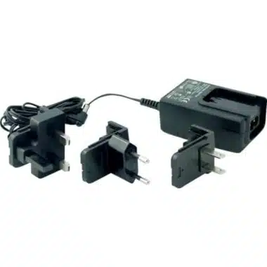 Alternative view of Adaptador de corriente para juegos de ajedrez electrónicos: ChessGenius, Europe y ChessGenius Pro