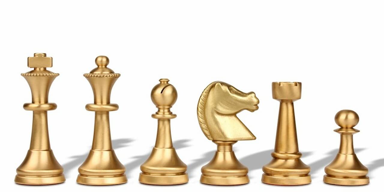 Juego de Ajedrez Gran Staunton - Tablero de Madera de Brezo y Madera de Olmo con Cajón y Piezas de Latón Macizo - Imagen 7