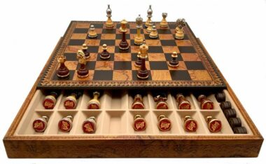 Juego de ajedrez floreado - Tablero de ajedrez - Backgammon y damas en imitación de cuero con almacenamiento y piezas de madera y metal