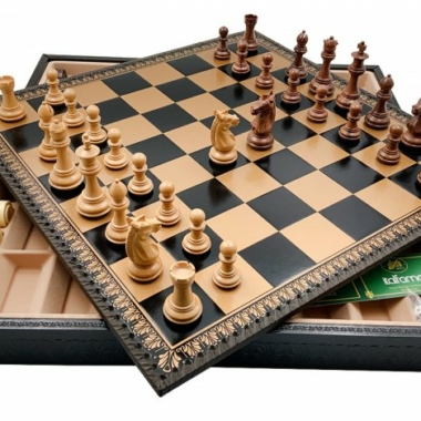 Juego de ajedrez clásico - Tablero de ajedrez - Backgammon y Damas en imitación de cuero y piezas de ajedrez de madera