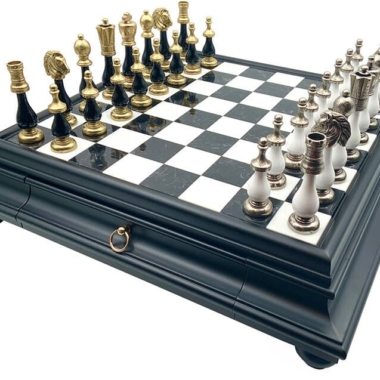 Juego de Ajedrez Arabesco - Tablero de ajedrez de madera y alabastro serie negra con cajón y piezas de metal y madera lacada