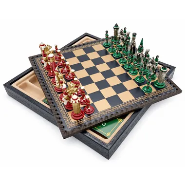 Juego de ajedrez Camelot - Tablero de ajedrez de cuero artificial con almacenamiento y piezas de metal