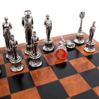 Juego de ajedrez Napoleón - Tablero de ajedrez de cuero artificial y piezas de metal