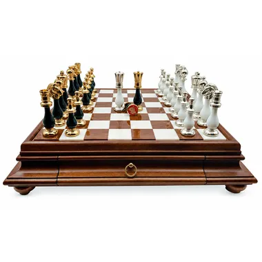 Gran juego de ajedrez oriental blanco y negro - tablero de ajedrez de madera toscana y alabastro con cajón y piezas de madera y latón macizo