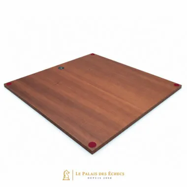 Tablero de ajedrez de madera de caoba, vista general en diagonal
