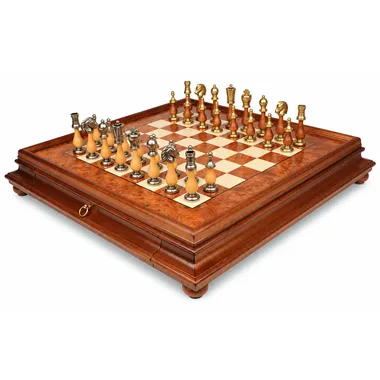 Juego de ajedrez Arabesque completo sobre tablero de madera de raíz con cajón