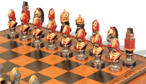Juego de Ajedrez Moncada - Tablero de ajedrez - Backgammon y Damas en imitación de cuero y piezas de metal pintadas a mano