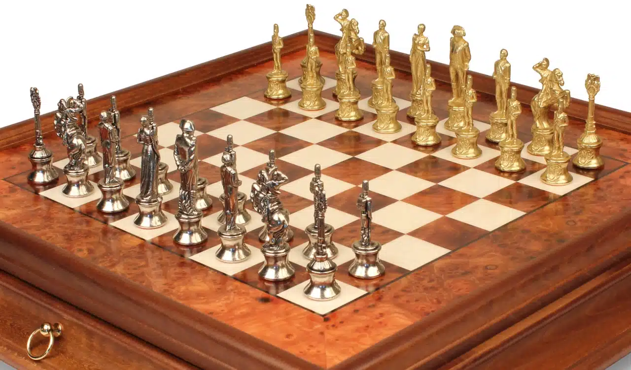 Juego de Ajedrez Napoleón - Tablero de Madera de Brezo y Madera de Olmo con Cajón y Piezas de Metal - Imagen 4