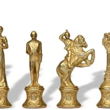Juego de Ajedrez Napoleón - Tablero de Madera de Brezo y Madera de Olmo con Cajón y Piezas de Metal - Imagen 10