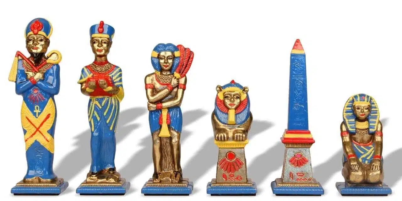 Figuras del Antiguo Egipto en metal y tablero de ajedrez en símil piel - Imagen 6