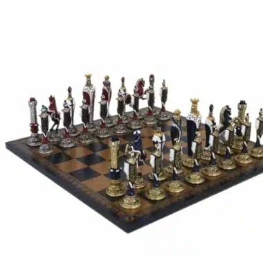 Juego de Ajedrez Renacimiento en Metal Pintado a Mano y Tablero de Ajedrez en Similcuero Dorado / Azul