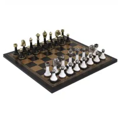 Juego de Ajedrez Staunton en Madera Lacada Negra y Blanca y Tablero de Ajedrez en Piel Sintética Dorada y Negra