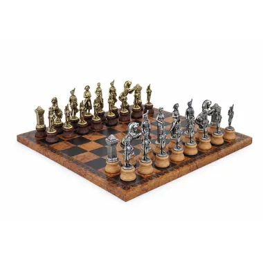 Juego de ajedrez Napoleón completo sobre tablero con motivo de mapa del viejo mundo