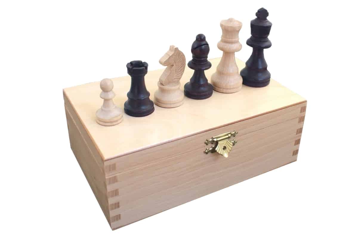 Juego de Ajedrez y Tablero de Ajedrez de Madera Negra y Blanca con Caja de Almacenamiento de Madera - Imagen 4