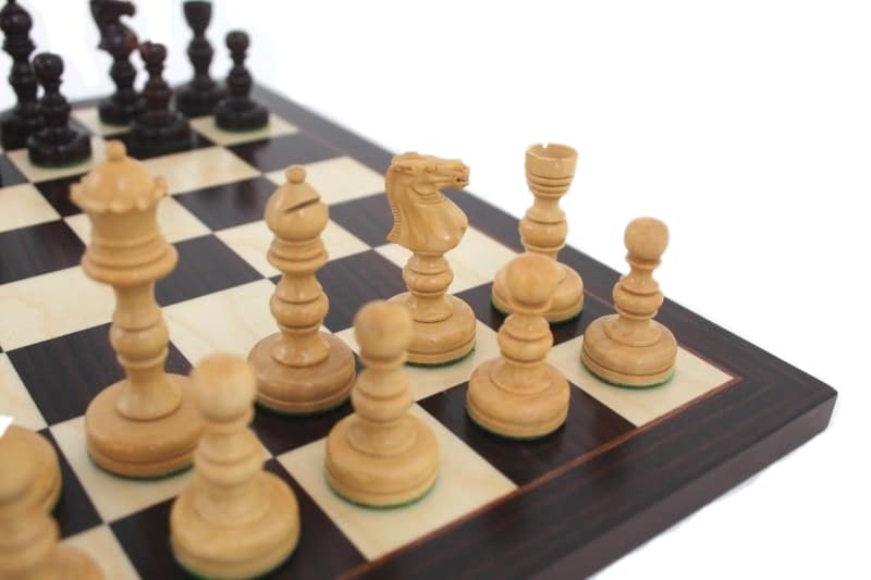 Juego de Ajedrez y Tablero de Ajedrez de Madera de Rosa Oscura - Imagen 3