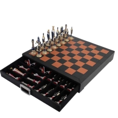 Alternative view of Gran Juego de Ajedrez Renacimiento Italiano & Tablero de Ajedrez de Cuero con Almacenamiento