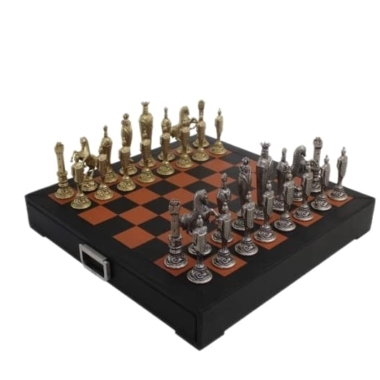 Alternative view of Juego de Ajedrez Renacimiento Florentino en Metal & Tablero de Ajedrez en Cuero Verdadero con Cajón de Almacenamiento