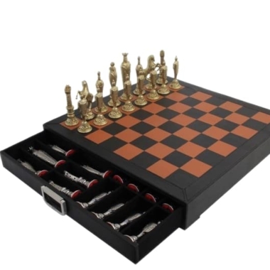 Juego de Ajedrez Renacimiento Florentino en Metal & Tablero de Ajedrez en Cuero Verdadero con Cajón de Almacenamiento