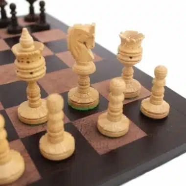 Juego de Ajedrez Esculpido en Madera de Palisandro & Tablero de Ajedrez en Cuero Verdadero - Imagen 3