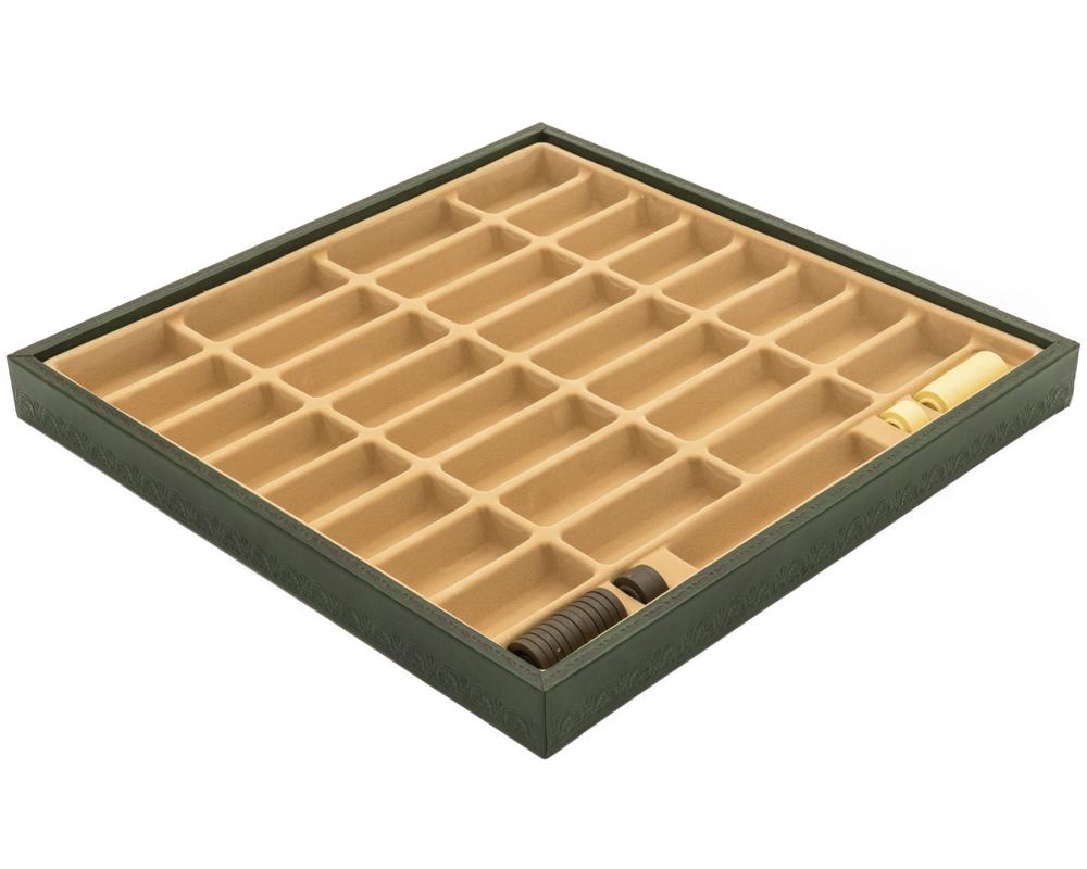 Juego de Ajedrez Romanos vs Gladiadores en Resina y Tablero de Ajedrez en Piel Sintética con Compartimento de Almacenamiento - Imagen 11