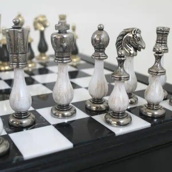 Juego de ajedrez blanco y negro Staunton - Tablero de ajedrez de mármol y madera con almacenamiento y juego de ajedrez de madera y metal - Imagen 9