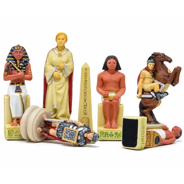 Figuras egipcias y romanas de resina, caballo y soldados tumbados