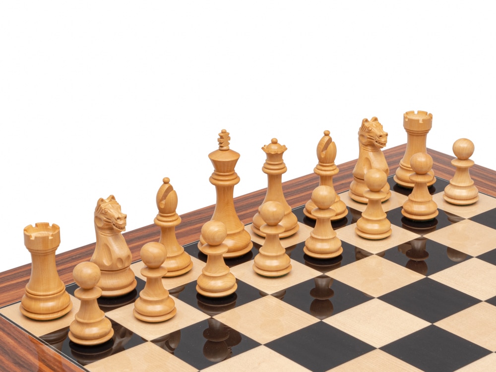 Gran Juego de Ajedrez Caballero Negro en Madera de Boxwood Ebonizado & Tablero de Ajedrez en Madera de Anégre Negro y Arce Lacado - Imagen 5