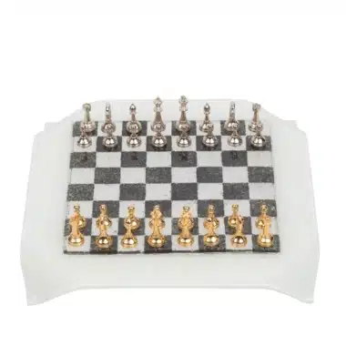 Pequeño Tablero de Ajedrez en Vidrio Blanco y Negro & Juego de Ajedrez en Metal Baño de Oro / Plata