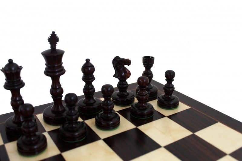 Juego de Ajedrez y Tablero de Ajedrez de Madera de Rosa Oscura - Imagen 2