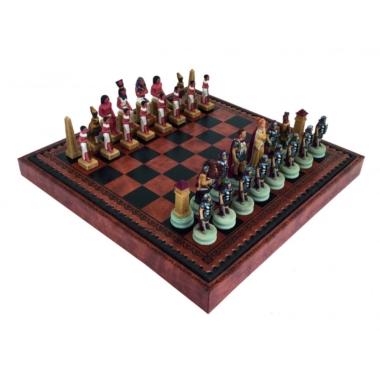 Juego de Ajedrez Romanos VS Egipcios en Resina & Tablero de Ajedrez en Piel Sintética con Compartimento de Almacenamiento