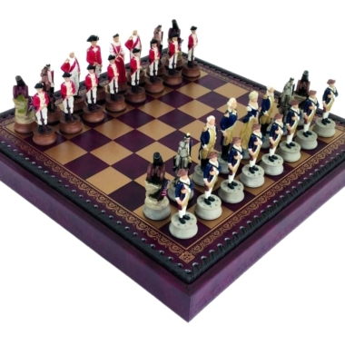 Juego de Ajedrez Guerra de Independencia de los Estados Unidos en Resina & Tablero de Ajedrez en Piel Sintética con Compartimento de Almacenamiento