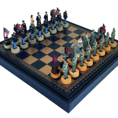 Juego de Ajedrez Guerra Civil Americana en Resina & Tablero de Ajedrez en Similcuero con Compartimento de Almacenamiento