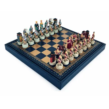 Juego de ajedrez Romanos contra Griegos en resina sobre tablero dorado y azul