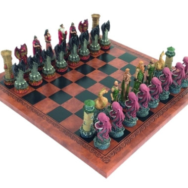 Juego de Ajedrez Fantasía Agua vs Fuego en Resina y Tablero de Ajedrez en Similcuero Marrón y Negro