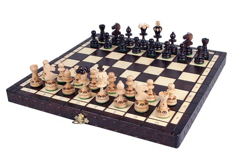Juego de Ajedrez Plegable de Madera Pearl