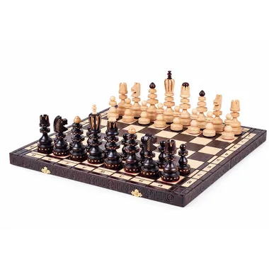Gran juego de ajedrez plegable de madera, piezas claras y oscuras alineadas