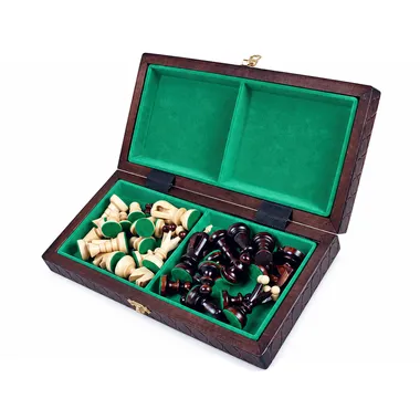 Caja plegable abierta con las piezas colocadas sobre fieltro verde