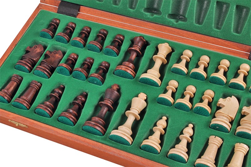Tablero de Ajedrez Plegable y Juego de Ajedrez de Madera Tamaño 4 con Almacenamiento - Imagen 5