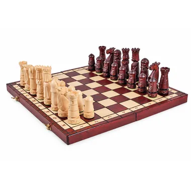 Gran tablero de ajedrez plegable de madera con piezas talladas colocadas