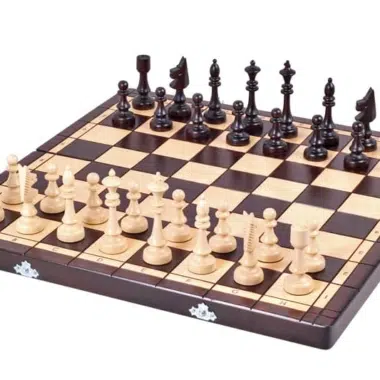 Juego de Ajedrez de Diseño en Madera y Tablero Plegable con Almacenamiento