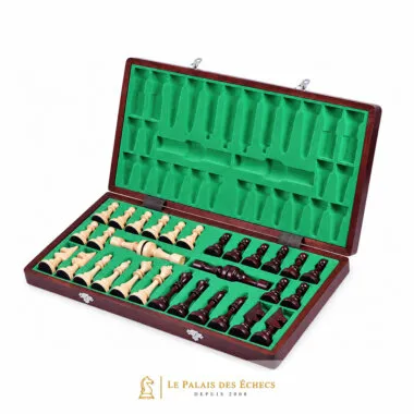 Tablero plegable abierto mostrando la caja de almacenamiento forrada en fieltro verde