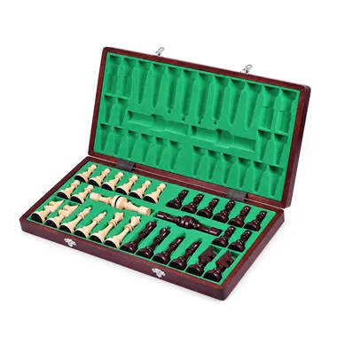 Tablero plegable abierto mostrando la caja de almacenamiento forrada en fieltro verde