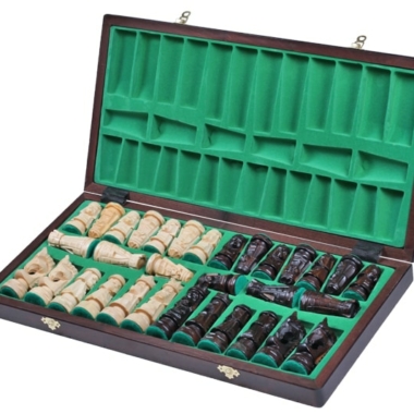 Alternative view of Juego de Ajedrez Esculpido en Madera y Tablero de Ajedrez Plegable con Almacenamiento