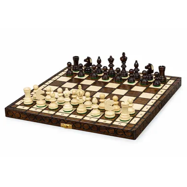 Juego de ajedrez de madera plegable con caja, piezas negras y blancas en posición de juego