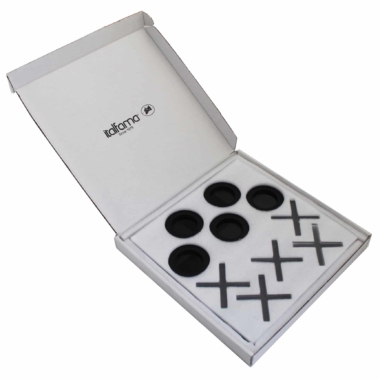Alternative view of Juego de Tres en Raya Negro y Blanco en Plexiglás con Almacenamiento