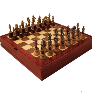 Alternative view of Juego de Ajedrez Florencia y Tablero de Madera de Nogal y Arce con Almacenamiento