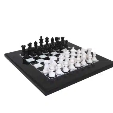 Juego de Ajedrez Bicolor Negro y Blanco Moderno de Madera Lacada