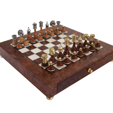 Tablero de Ajedrez en Madera de Olmo y Brezo con Cajón de Almacenamiento y Piezas de Ajedrez en Madera y Latón Staunton