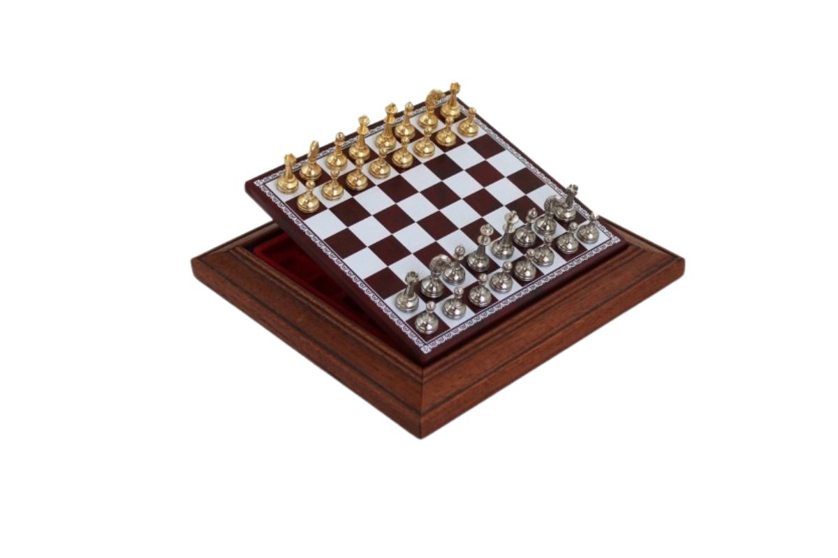 Ensemble Jeu d'Échecs Magnétique en Métal Massif et Échiquier à Compartiments